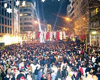 stanbullu 2004' sokaklarda kutlad