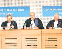 Avrupa nsan Haklar Mahkemesinin verdii kararlarn uygulanmamas yaptrm sebebi.