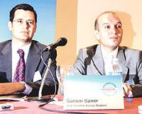 GGD Bakan Samim Saner (sada) ve Bakan Yardmcs Murat ngn.