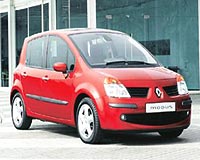 Renault, minik modelleri ledi ve iddiasn artrd