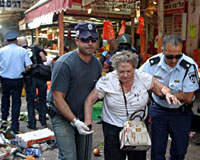 Tel Aviv'de intihar saldrs: 4 l