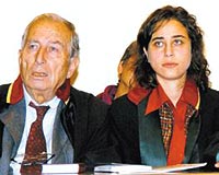 4 gn nce avukatlk ruhsat alan Seyda Selek, babas Alp Selek ile birlikte ablas Pnar Selek'in avukat olarak ilk durumasna katld.