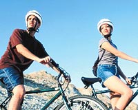Bisiklet romatizma ile mcadelede etkin yntemlerden biri. Eklemleri altran bu spor arlar azaltyor.
