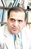 YAPILAR KALTESZ....   Prof. Dr. Mustafa Erdik,stanbuldaki kaakyaplara dikkat ekiyor.