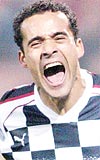 spanyann Celta Vigo takmndan transfer edilen Juanfran, Beiktata 13 ma oynad 1 gol kaydetti.