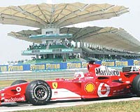 Schumacher, Malezyada da hayal krklna urad...