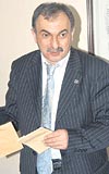 Valilik, Erzurum Milli Eitim Mdr Yardmcs Kesemeni mahkemeye verdi