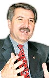 Vakfbank Genel Mdr Ahmet Kacar, toplumun tamamnn Avrupa Birlii hedefine odaklanmas gerektiini belirtti.