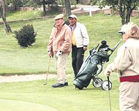 Rahmi Bey stanbul'a gelince golf yasa bitti