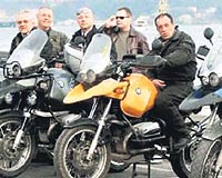Motosiklet tutkunlar, Seda Saner gibi susuz kurbanlarn says artnca ofrleri uyarmak iin birleti.