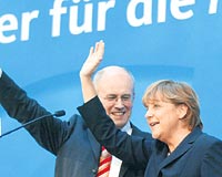 CDU lideri Angela Merkel