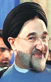 Hatemi oy verdikten sonra halkn son kez selamlad.