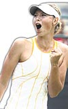 KISA KESYOR........Turnuvadaki en zor manoynadn belirten Sharapova, 85dakikada ii bitirdi.