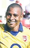 ESK AKI...  Gilberto Silva 2002-2003 sezonunda da Fenerbahenin gndemindeydi.