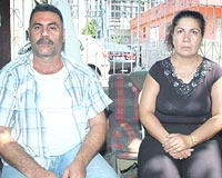 Atilla Ekicinin babas Kemal Ekici ve annesi Nafiye Ekici, Adanada iftilikle urayor.