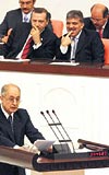 Mecliste açış konuşmasını Cumhurbaşkanı Sezer yaptı.