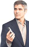 George Clooney arkadann ilikisine imreniyor