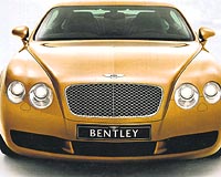 Güç gösterisi...   Her an avını yakalamaya hazır. Bentley Continental GT bu özelliğiyle adeta bir kaplanı andırıyor.