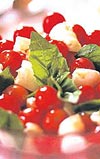 Nar ekili domates salatas