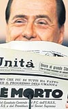 STALN LDܒ Halknn asla sa partilere oy vermeyeceini syleyen Berlusconi, bunu elinde tuttuu gazeteyle gsterdi.