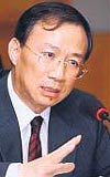  Gayretiniz ve ilginiz için teşekkür ederiz:Hyundai Başkan Yardımcısı Dong Jin Kim, Bakan Coşkuna Gayretiniz ve ilginiz için teşekkür ederiz dedi.