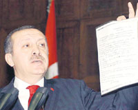 Babakan, Atatrkn el yazsyla yazd vasiyetini Mecliste okudu. 
