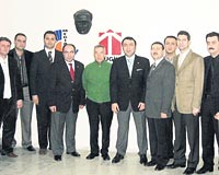 Yavuz Donat, Mersin ve Tarsusta esnaf temsilcileriyle konutu.
