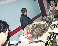  YARALI SUBAYIN DURUMU AIR....  Kazadan yaral kurtulan yzba Cemal Kamac nce Erzincan Devlet Hastanesine daha sonra da Ankara Glhane Askeri Tp Akademisine kaldrld. Kamacnn durumunun ar olduu bildirildi.