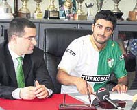 Geen sezon Vestelde oynayan Sinan Kalolu da Bursaspor ile anlat.