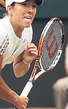 25 yaşındaki Hardenne ikinci kez finale çıkarken, 2004 Wimbledonun şampiyonu Sharapova ise hüzünlü bir veda yaşadı
