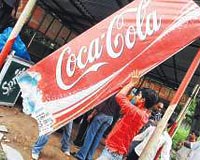 Hindistan yksek mahkemesi Coca- Colann 4 hafta iinde formln aklamasn istedi