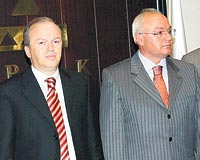 Rus petrol devi Lukoilin bakan Alekperov (solda) dn EPDK Bakan Yusuf Gnay ile (ortada) bir araya geldi.