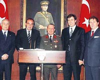 Beikta, 1. Ordu Komutan Orgeneral Fethi Remzi Tunceli ziyaret etti.