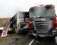 Sivas'ta katliam gibi trafik kazas: 13 l