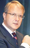 AB Komisyonunun Genilemeden Sorumlu yesi Olli Rehn, zellikle Kbrsla ilgili gelimeler dorultusunda raporun yenilenebileceini syledi.