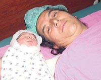 Selin vurduu Bismilde Mehmetiin hastaneye gtrd hamile kadn, bir erkek bebek sahibi oldu