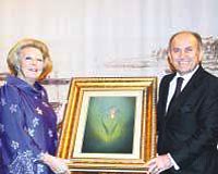 Hollanda Kraliesi Beatrix, stanbul Belediye Bakan Kadir Topbala birlikte.