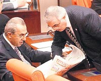 Sabah gazetesinin haberiyle ortaya kard 1.2 milyar YTLlik Cumhuriyet tarihinin en byk vergi kaa dn Mecliste milletvekillerinin de gndemine oturdu.