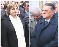Eski Dışişleri Bakanı İsmail Cemin Teşvikiye Camisindeki cenaze törenine eski başbakanlardan Tansu Çiller ile Mesut Yılmazda katıldı.