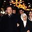 Erdoğan çifti İstiklal'de el ele