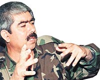 EV ORANDA.... 1992-1996 yllar arasnda Talibann ynetimi ele geirmesi zerine General Dostum Ankarada Oran Sitesinde kendi evinde kalmt.