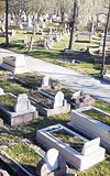 Cebeci Asri Mezarlığında aralarında İnönü ailesinin de bulunduğu birçok ünlü yatıyor.