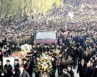 Efsane lider u�urland�