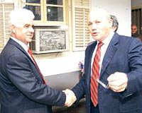 KKTC'ye 'H�k�meti kurun' mesaj�