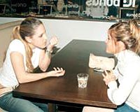 �kizlerden onay ald�