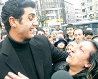 Tayyip Bey de ezgindi ben de