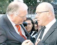 Denkta�: Bomba atmak yerine plan� anlas�nlar