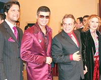 Manken miyim, poz vereyim