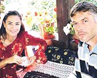 Yi�it, Bey Evi'nde