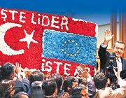Krizi çözen üç cep mesajı